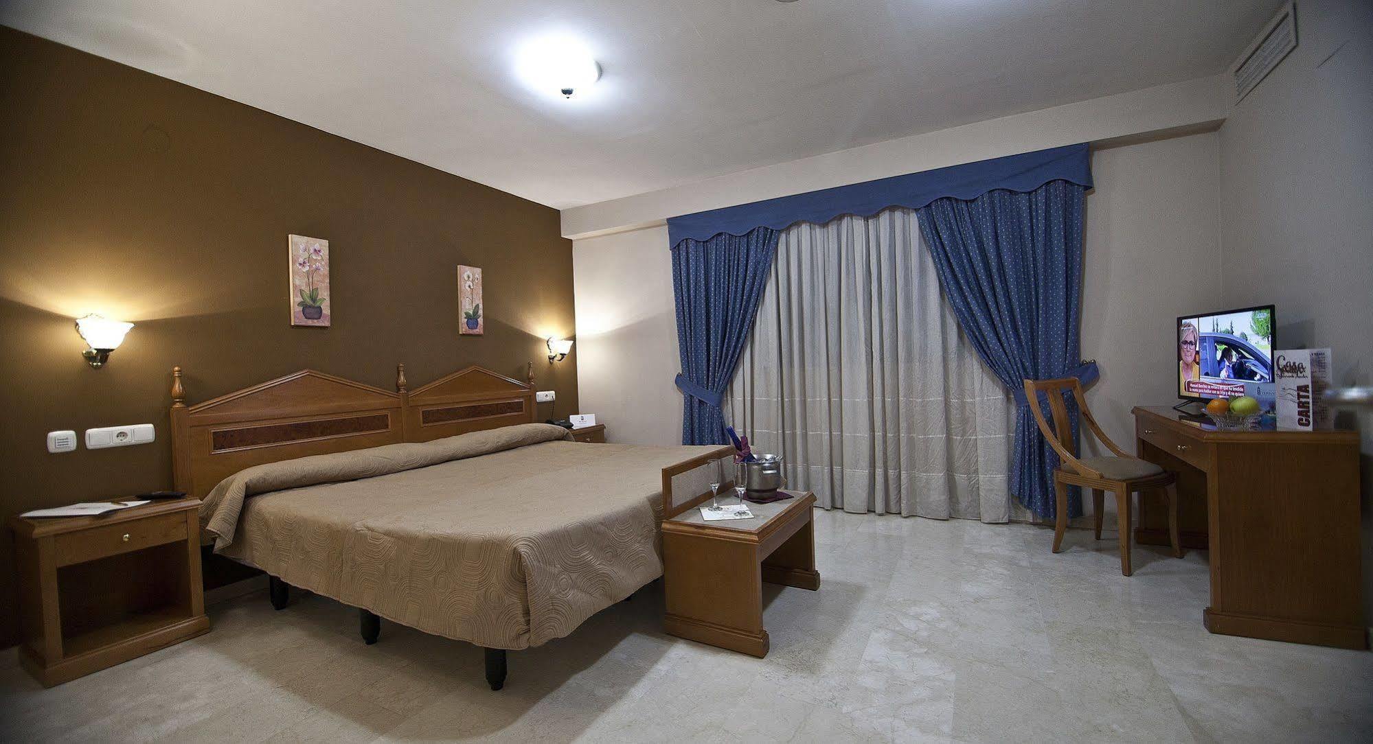 Hotel Tocina Business Albolote Zewnętrze zdjęcie